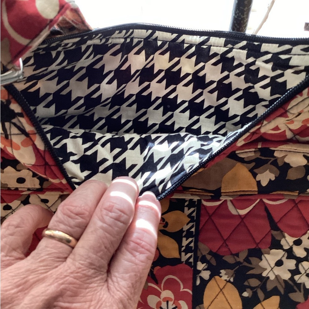 Vintage Vera Bradley BITTERSWEET CROSSBODY. (Wallet sold separately) - Picture 11 of 12